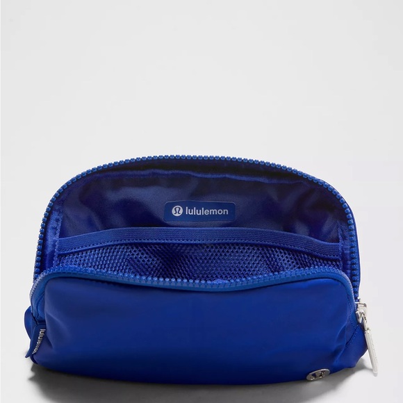 Lululemon Everywhere Belt Bag 1L- College Cobalt - Picture 7 of 8